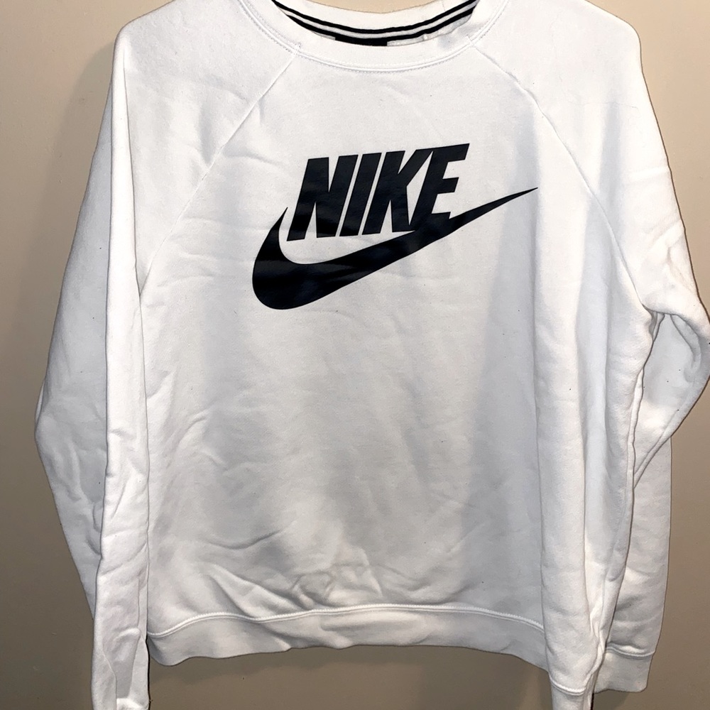 White Nike Crew Neck